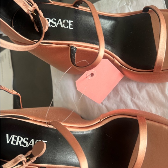 Versace sandals - Picture 1 of 8
